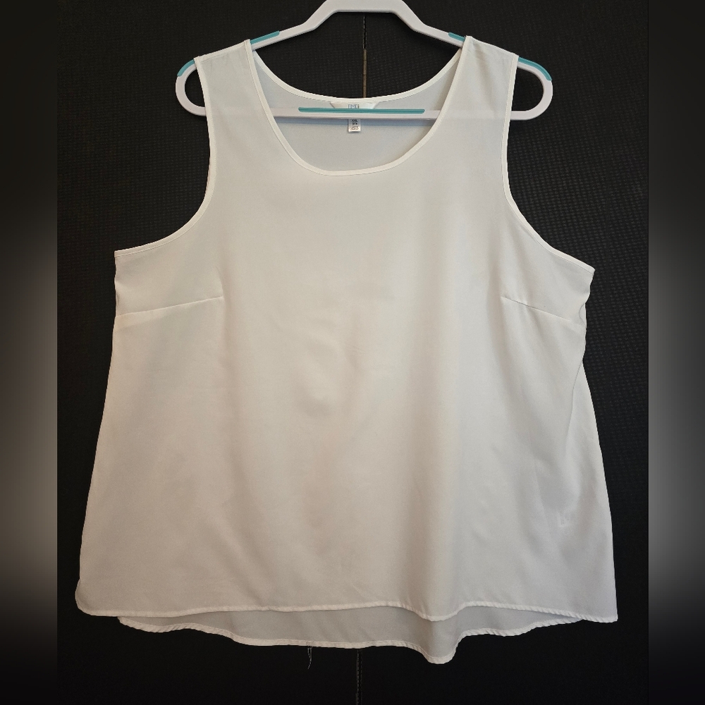 Women's Time and Tru tank size:  XXL